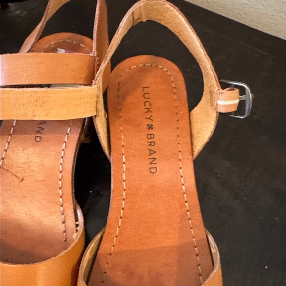 Lucky Brand Hollie Tan Clog Sandals 7 - Picture 5 of 8